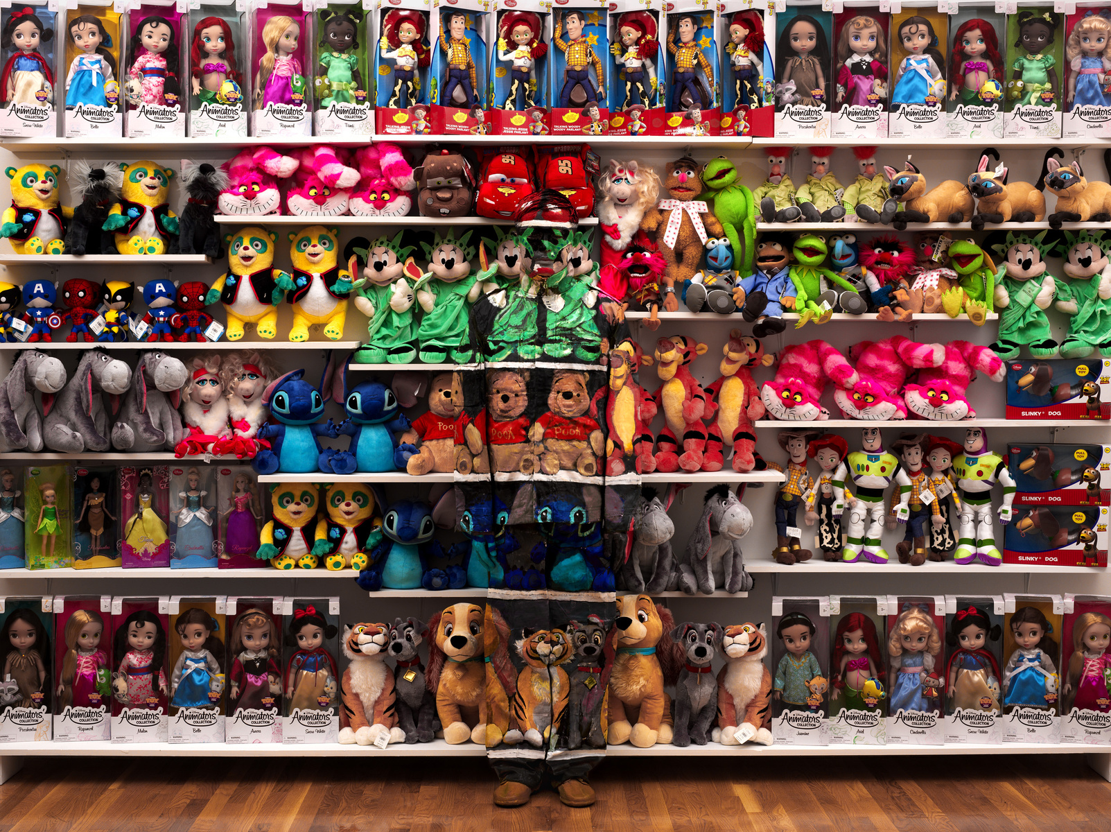 Liu Bolin - Hiding in New York No. 7